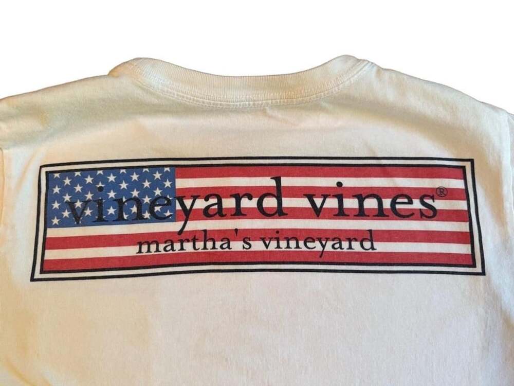 Vineyard Vines Classic USA Logo Box Pocket Tee Size M 12-14 White b1442